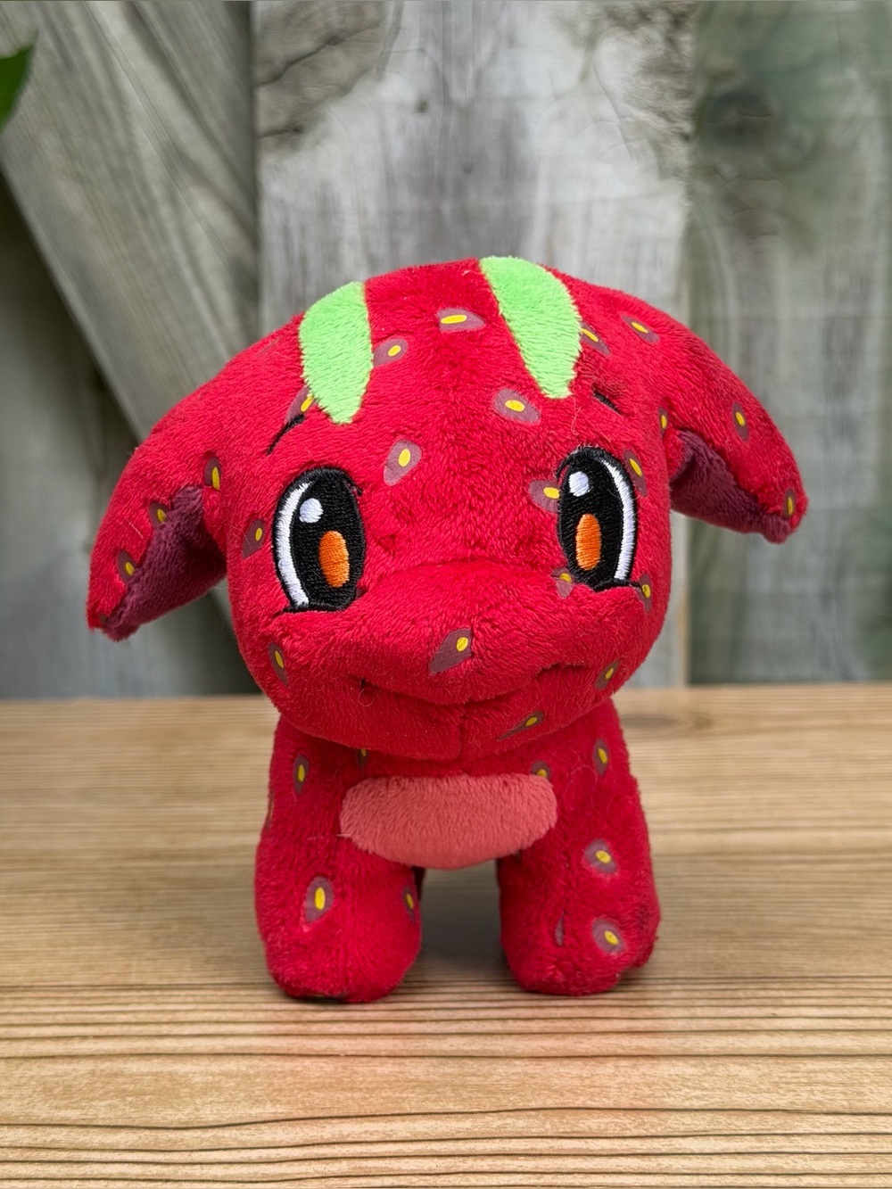Neopets Strawberry Poogle Plush Jakks Pacific Keyquest Stuffed Animal 2008 5"
